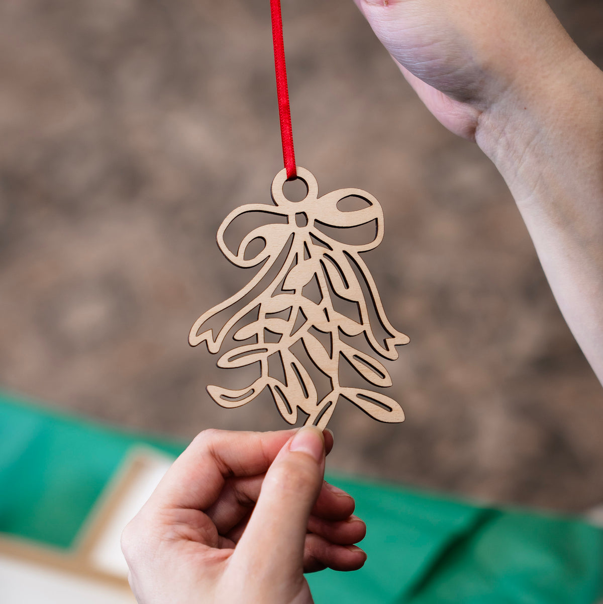 #Choose Design_Mistletoe