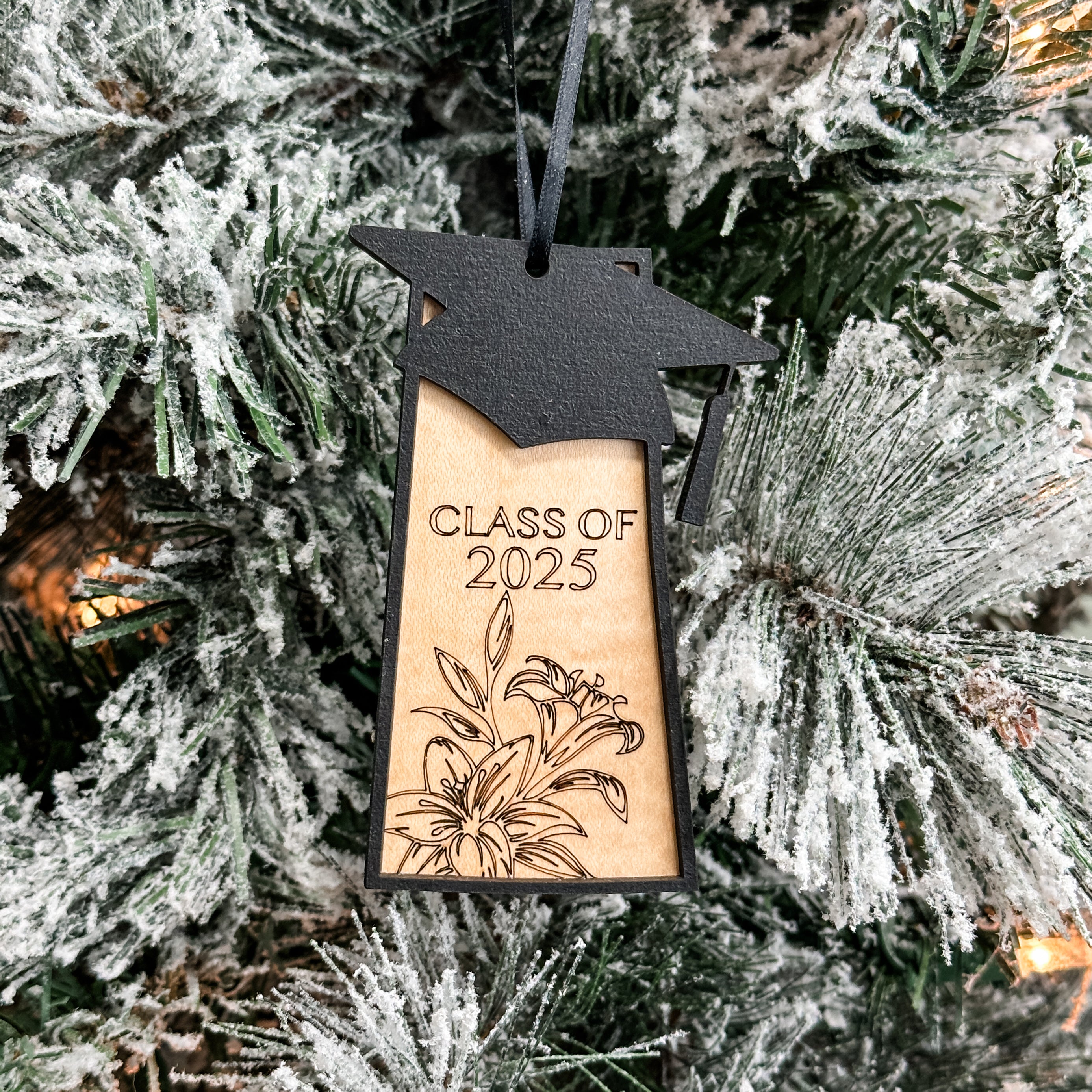 Saskatchewan Grad Hats • Wood Ornament or Magnet • For Graduations & Convocations