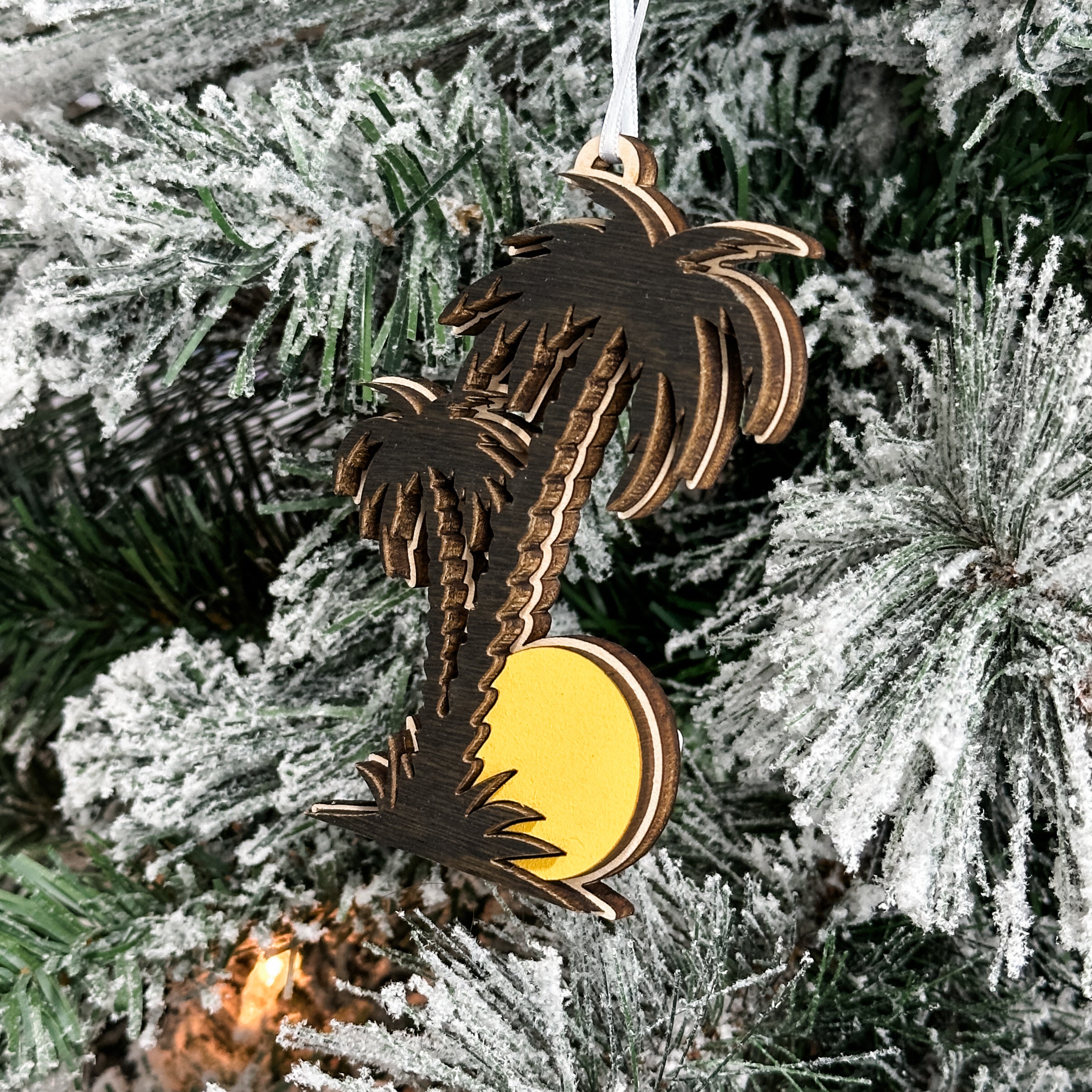 Sunset Palm Trees • 3D Wood Ornament • For Travellers & Beach Lovers