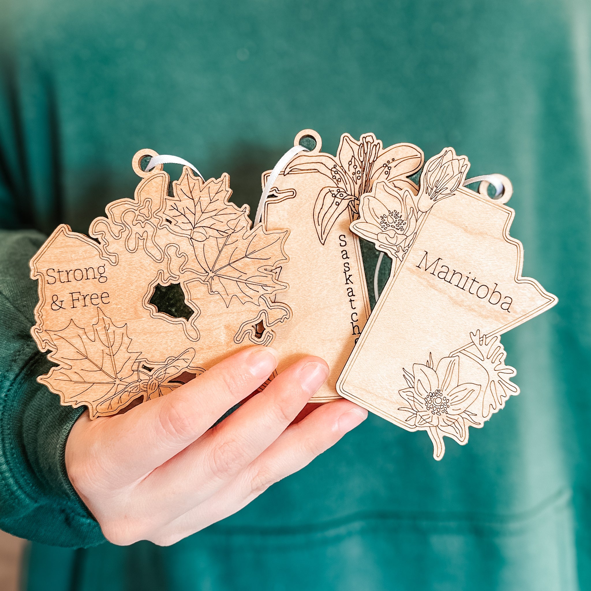 Canadian Provincial Flower • Wood Ornament or Magnet • For Souvenirs, Travel, or Canadian Pride