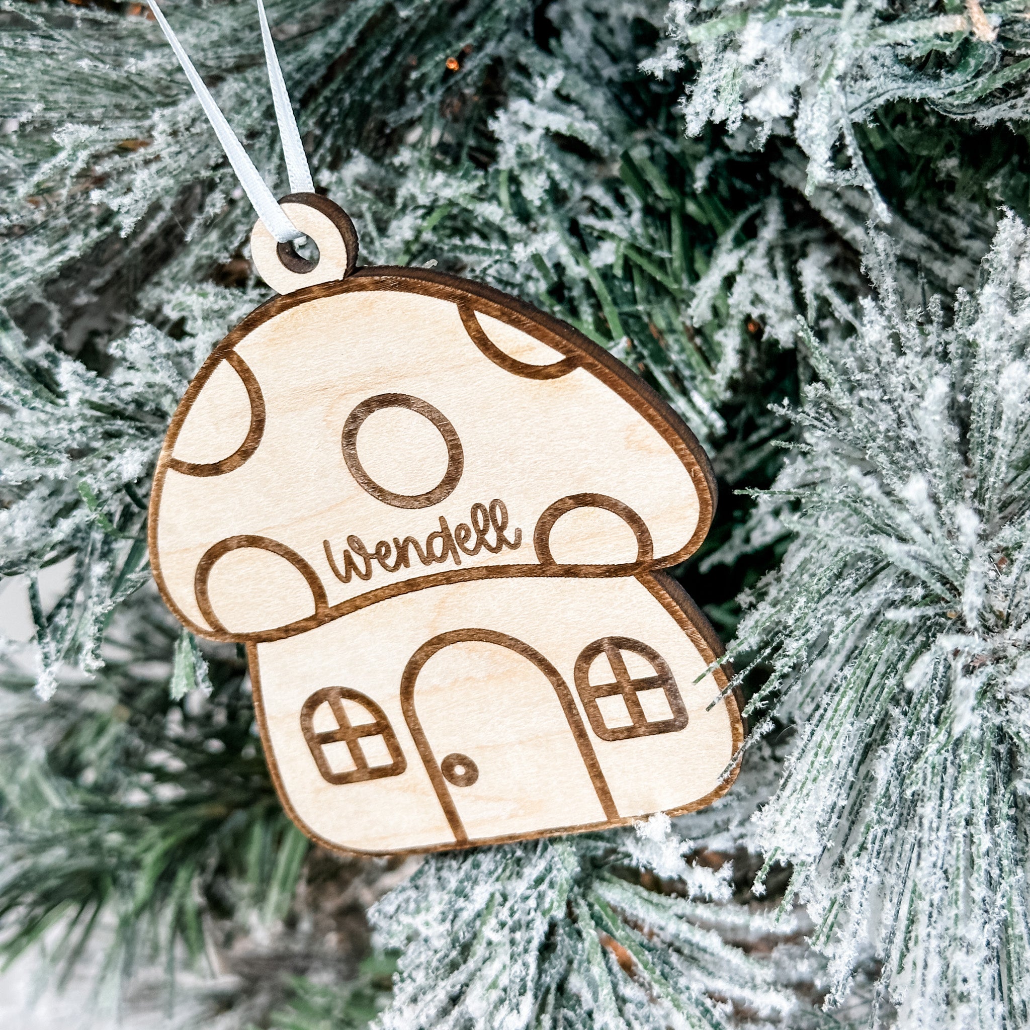 #Choose Your Personalization Option_Add Name to Cap (+$4.99)