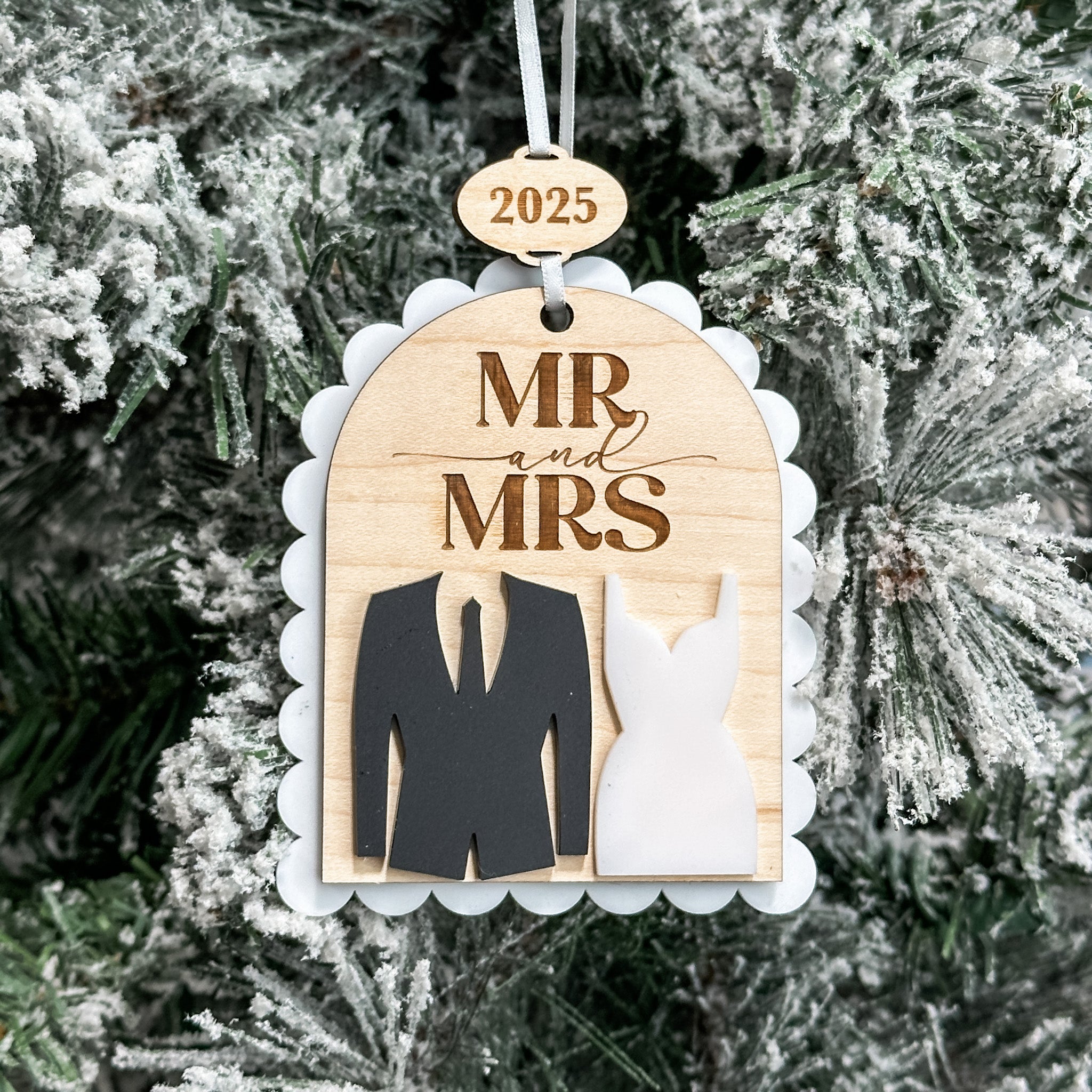 The Wedding Arch Ornament (Choose from 3!)