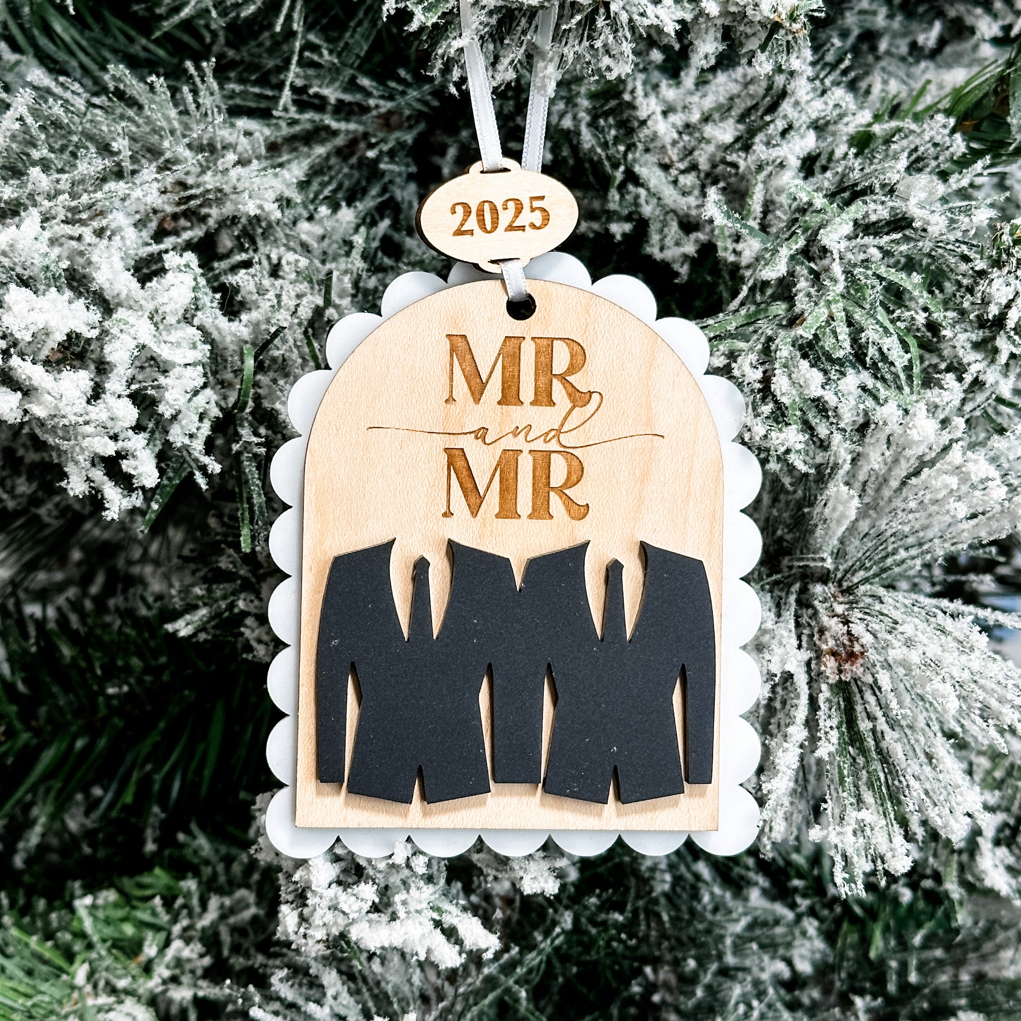 The Wedding Arch Ornament (Choose from 3!)