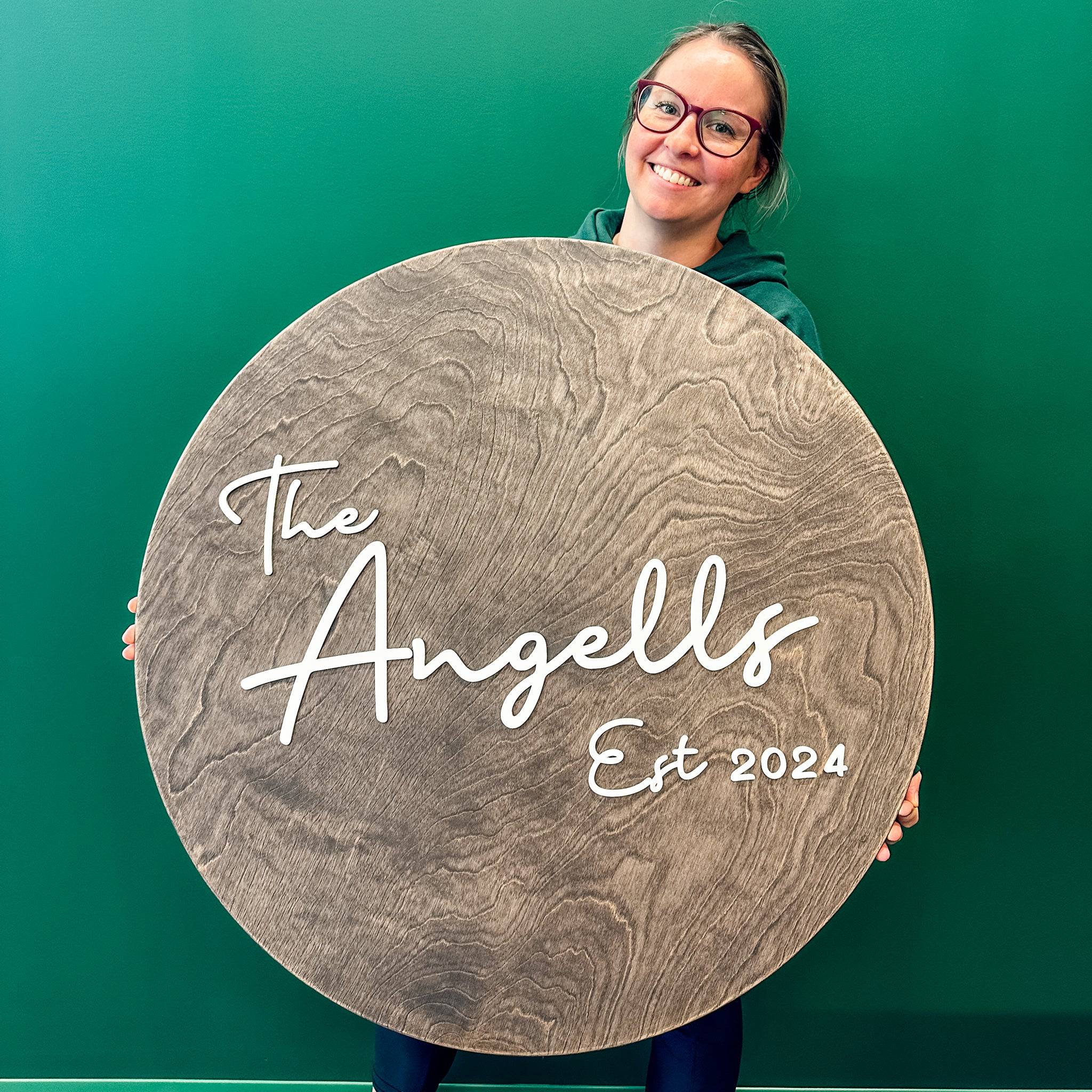 Round Family Name Sign