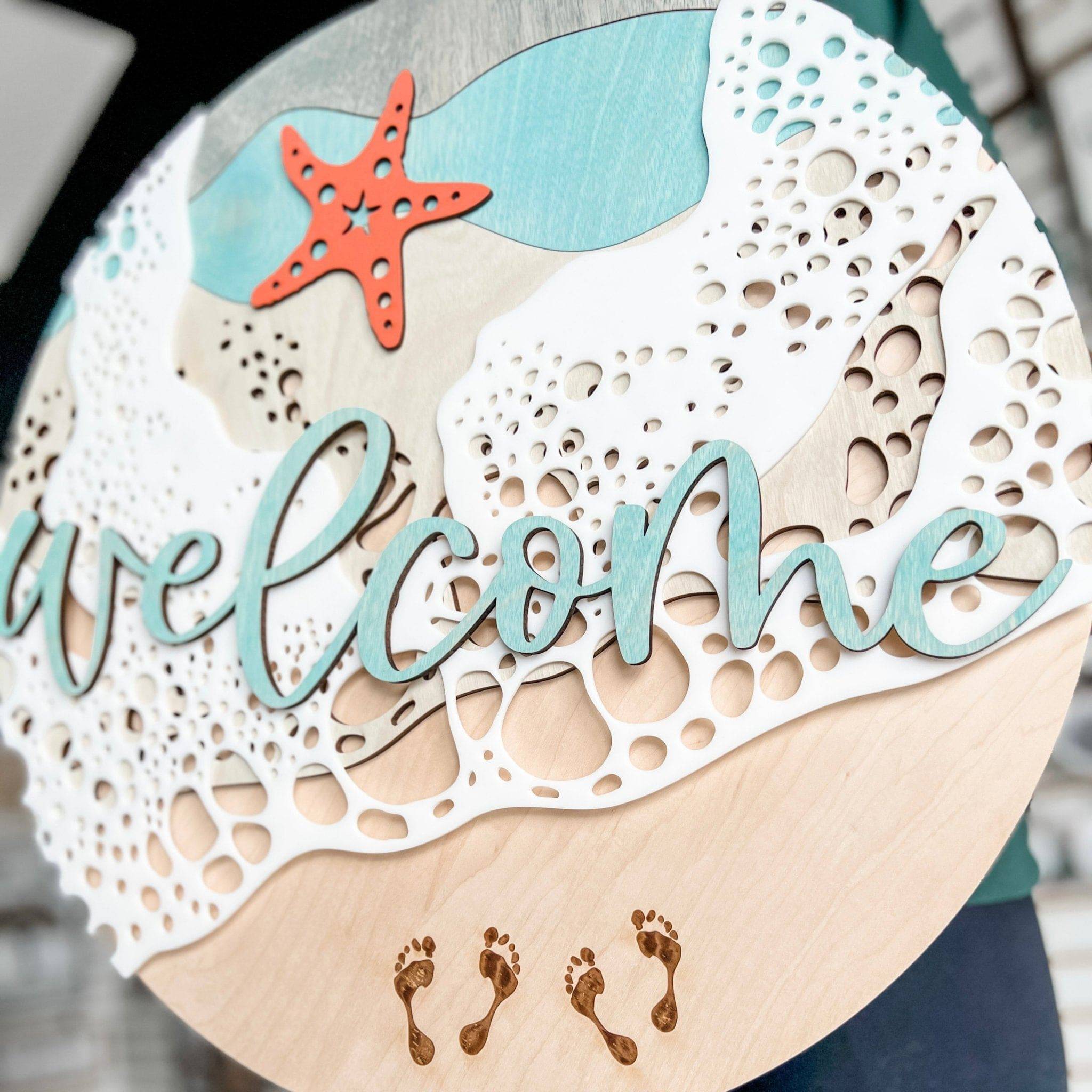 Welcome Footprints Multilayer Beach Sign - Sticks & Doodles