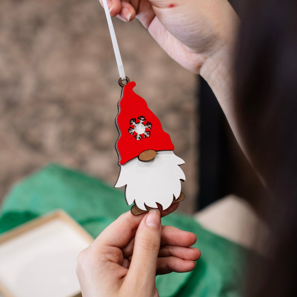 #Hat Colour_ Red Snowflake Hat