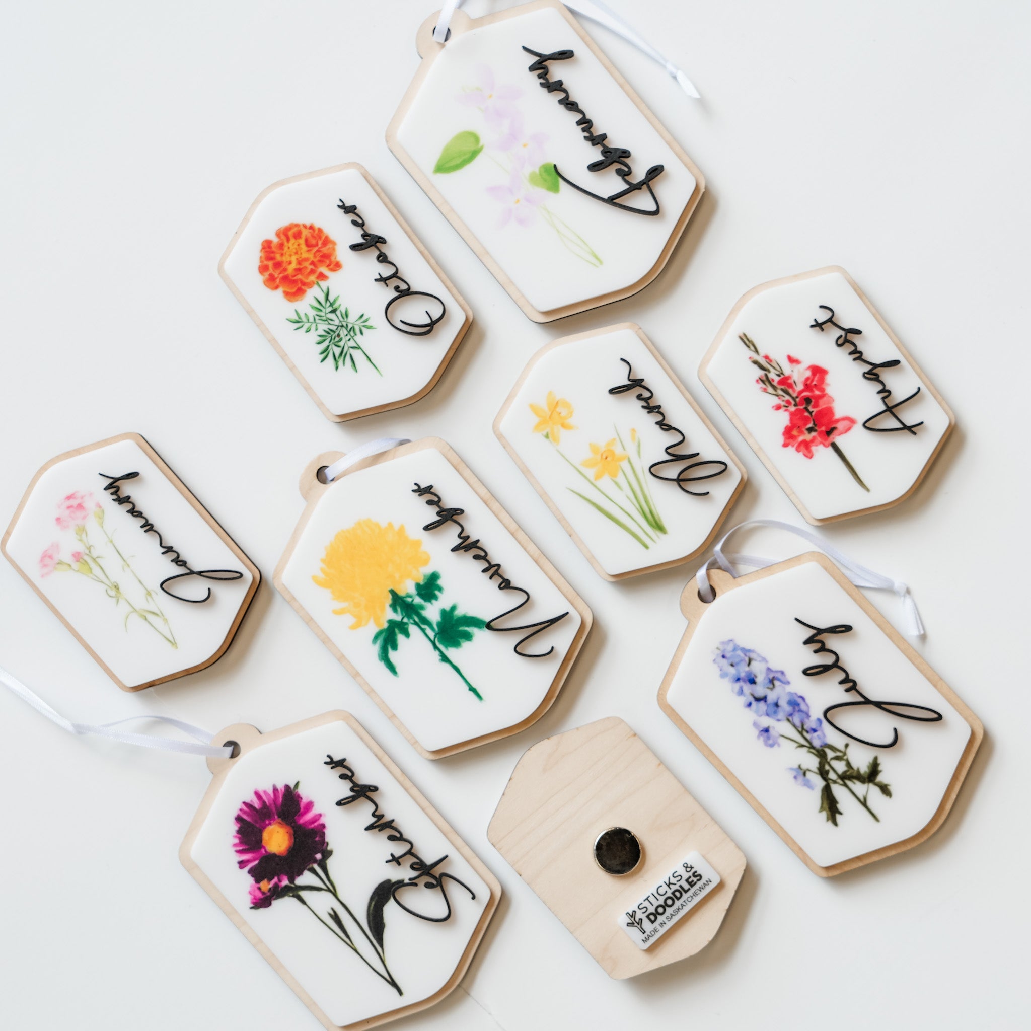 Birth Flower Collection • Personalized Wood Ornament, or Magnet • For Flower Lovers