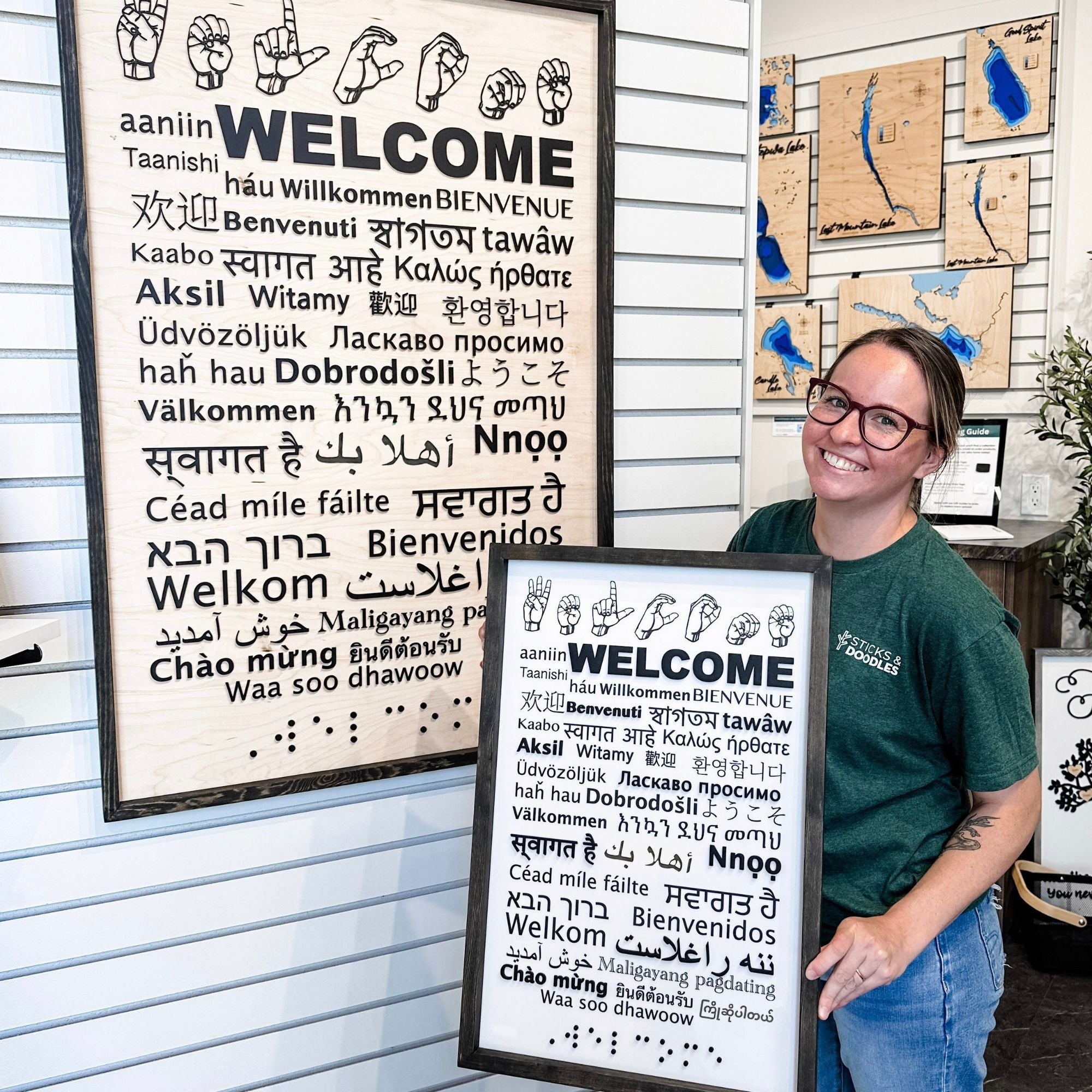 Welcome in 40 Languages Sign