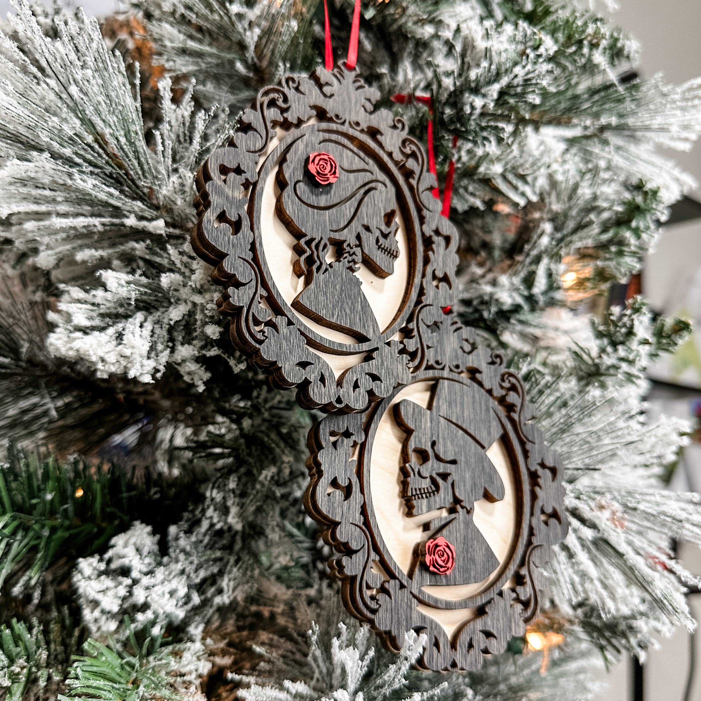 Victorian Skeleton Couple • Layered Wood Ornaments • Gothic Decor & Halloween