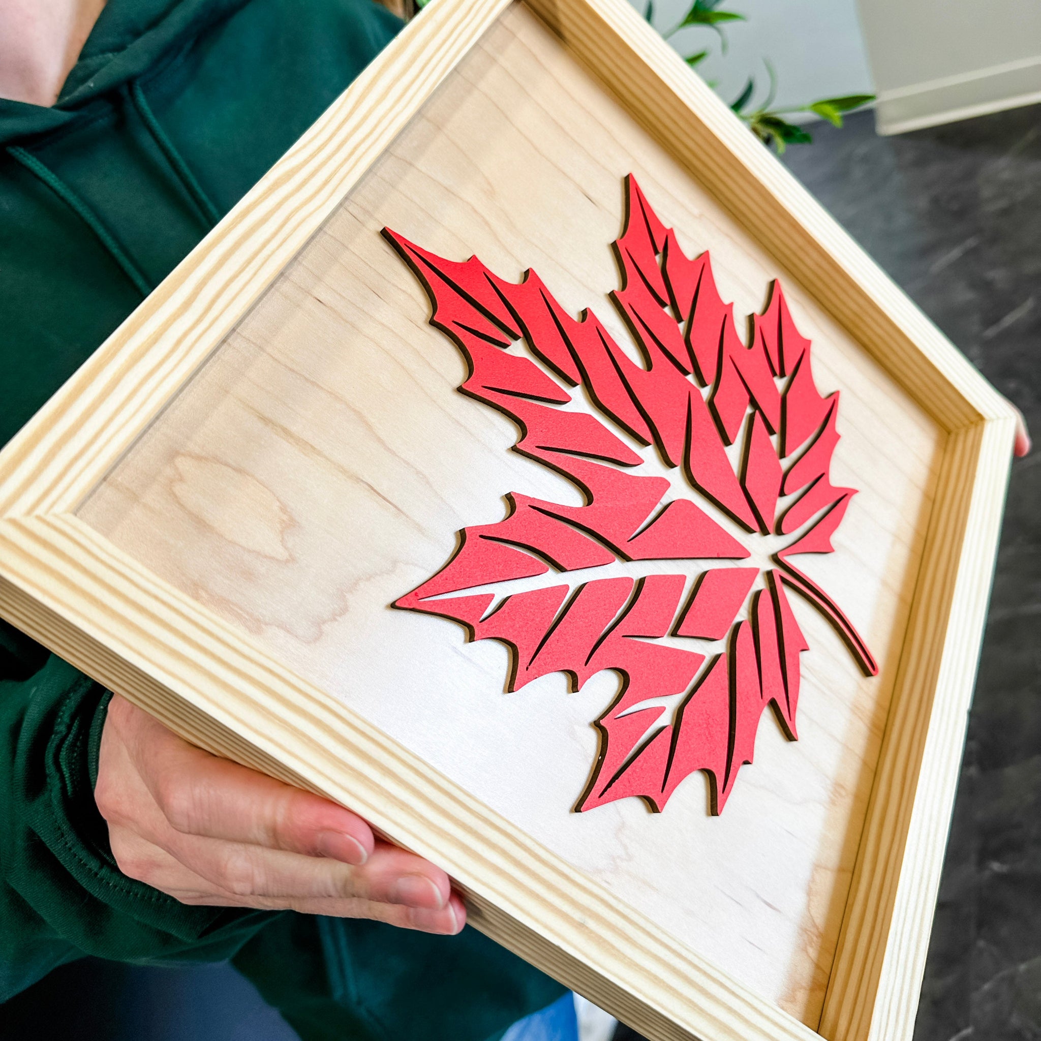 #Sign Type_Framed Maple Leaf (12x12)