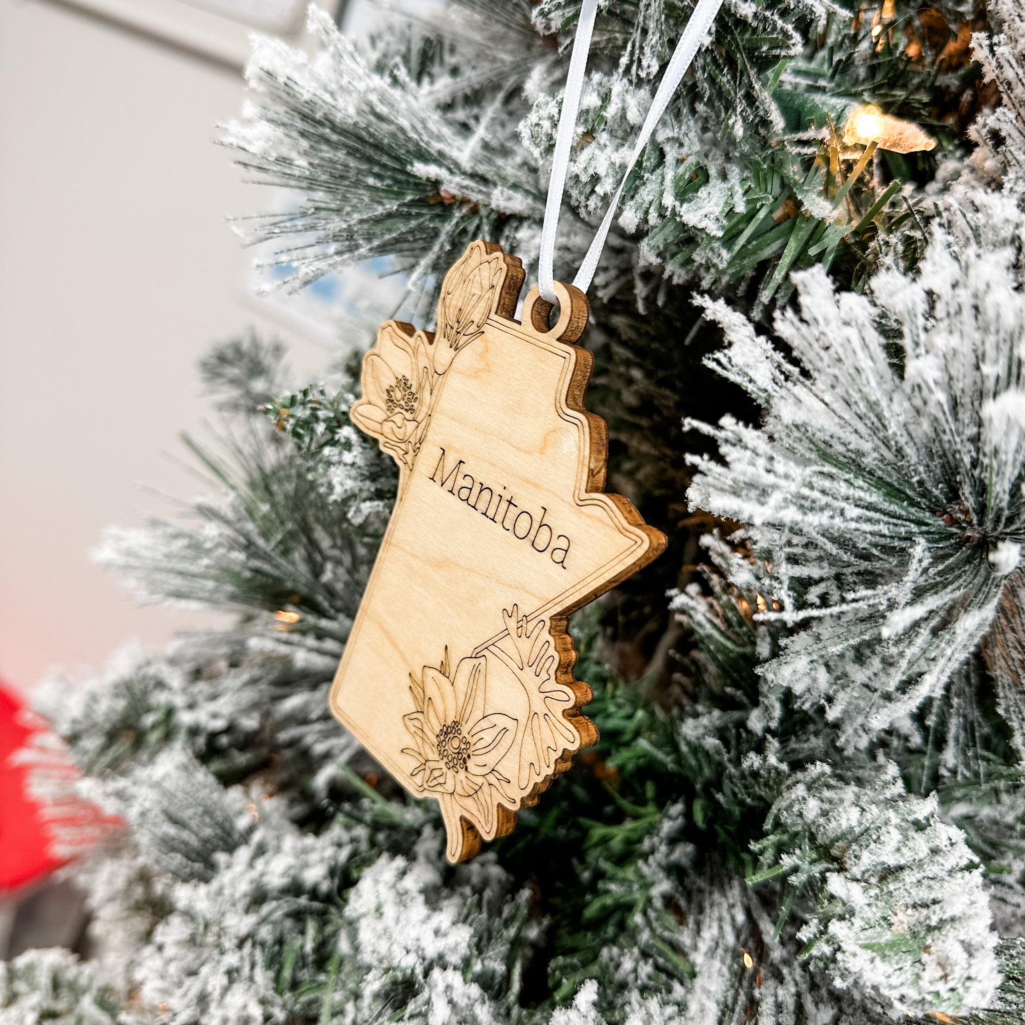 Canadian Provincial Flower • Wood Ornament or Magnet • For Souvenirs, Travel, or Canadian Pride