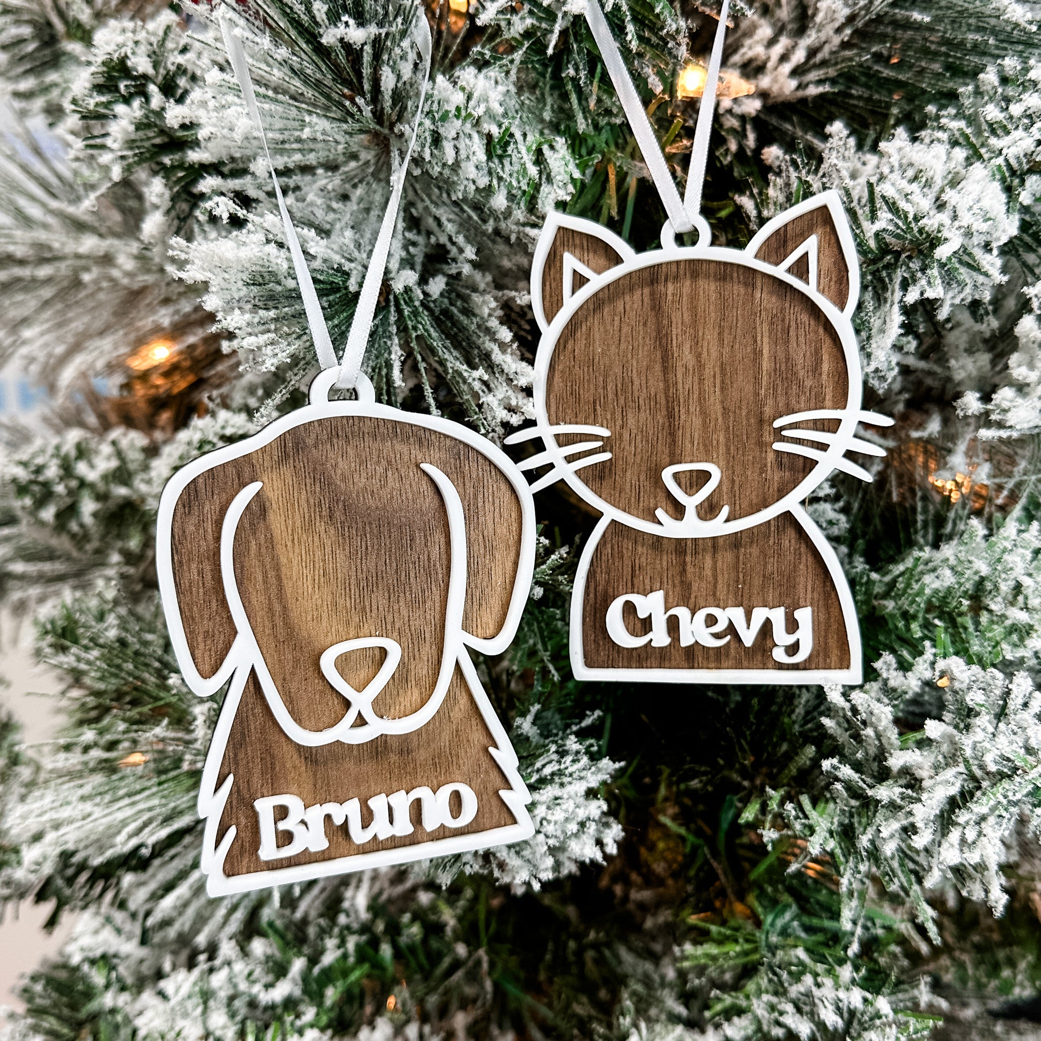 Minimalist Cat / Dog | 3D Walnut & Acrylic Ornament