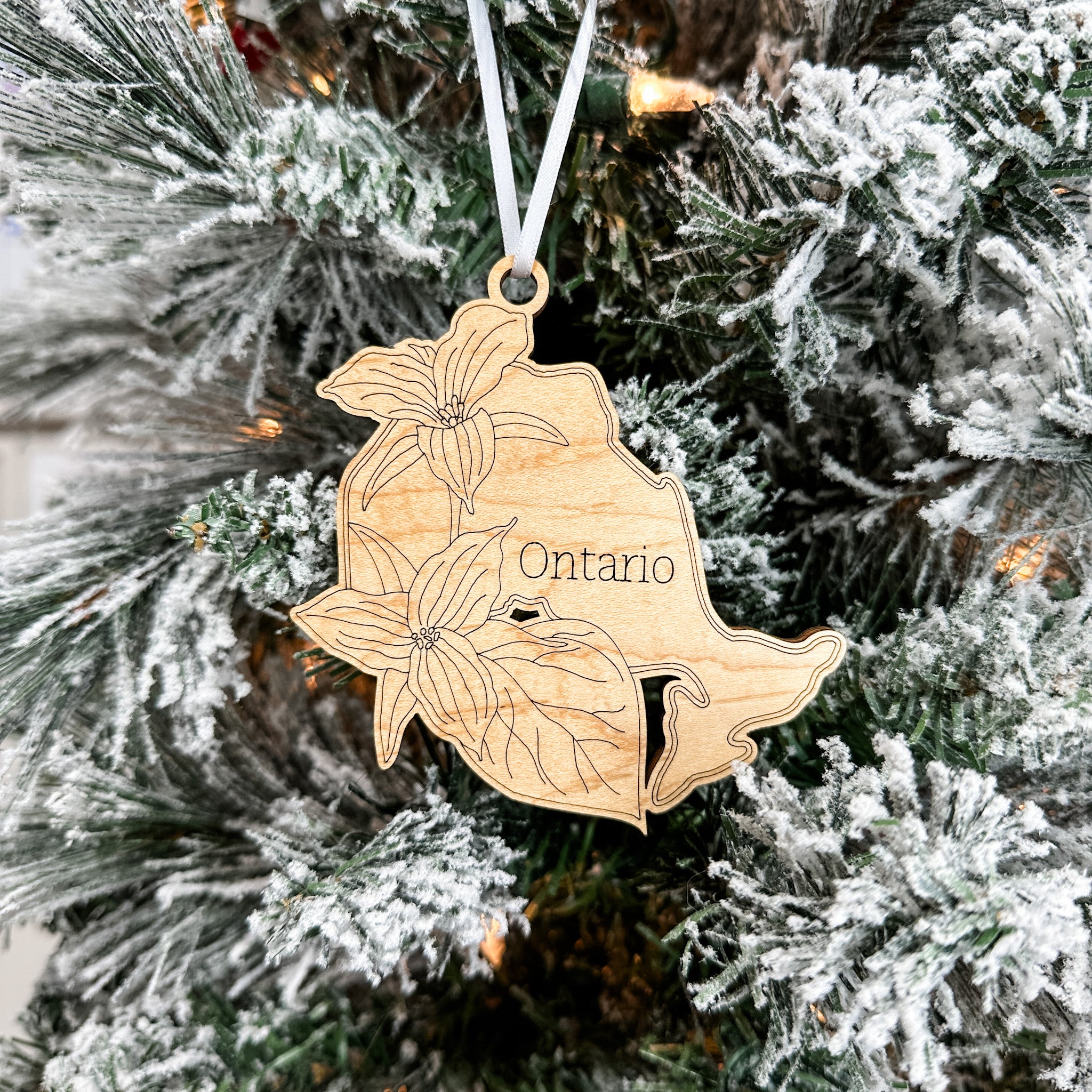 Canadian Provincial Flower • Wood Ornament or Magnet • For Souvenirs, Travel, or Canadian Pride