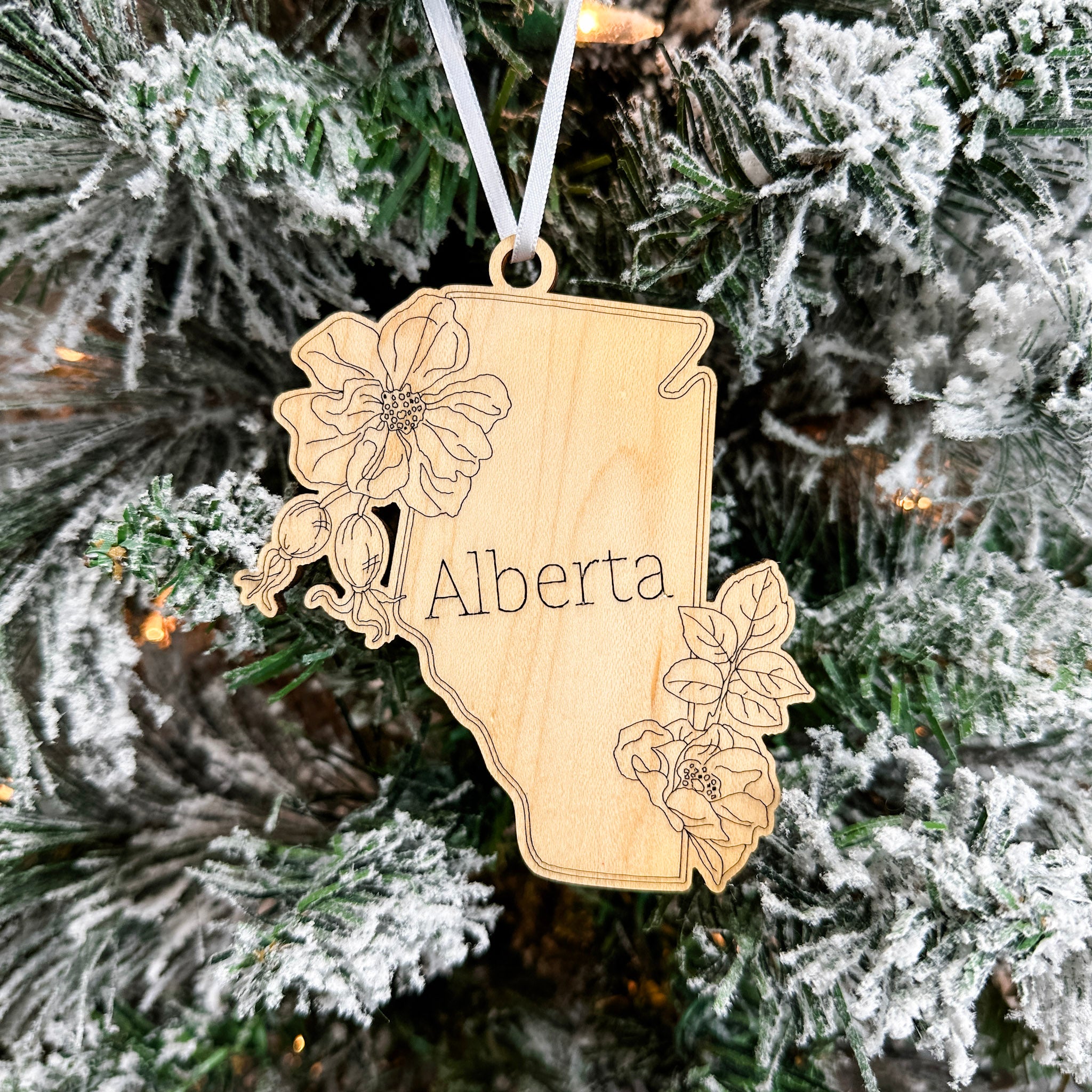 Canadian Provincial Flowers | Engraved Wood Ornaments