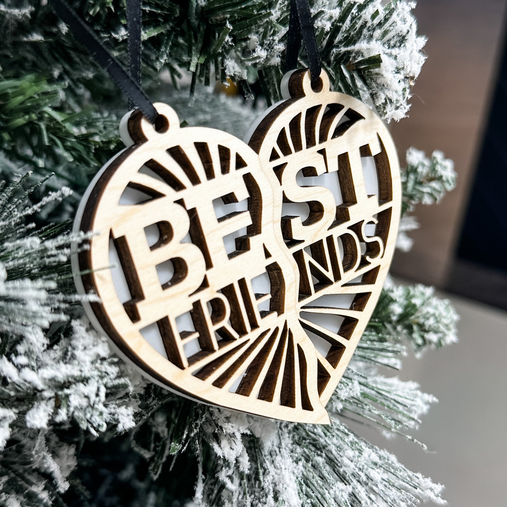 Best Friends Ornament (Includes 2!) ⭐️Brenna's Pick⭐️
