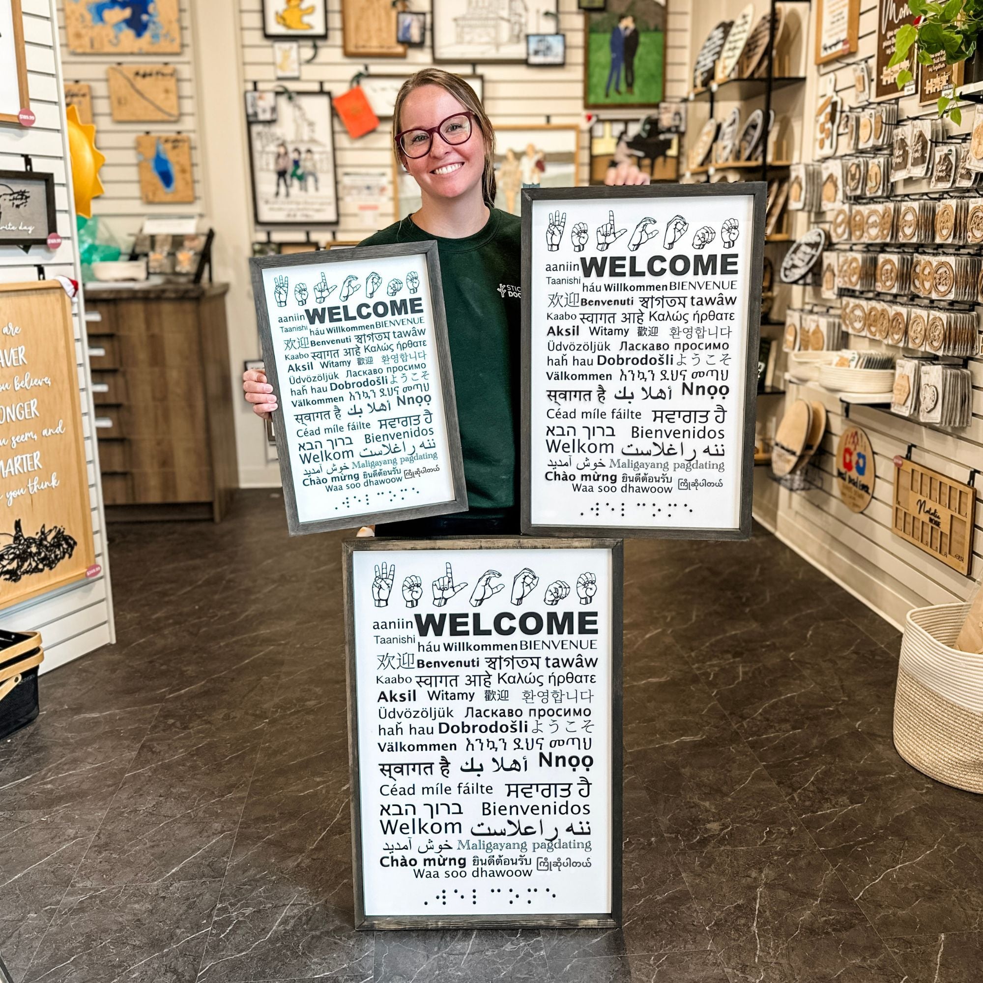 Welcome in 40 Languages Sign