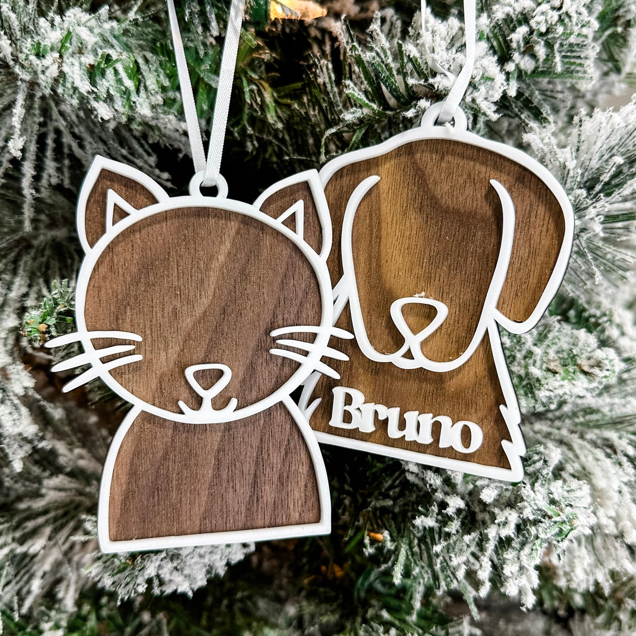 Minimalist Cat / Dog | 3D Walnut & Acrylic Ornament