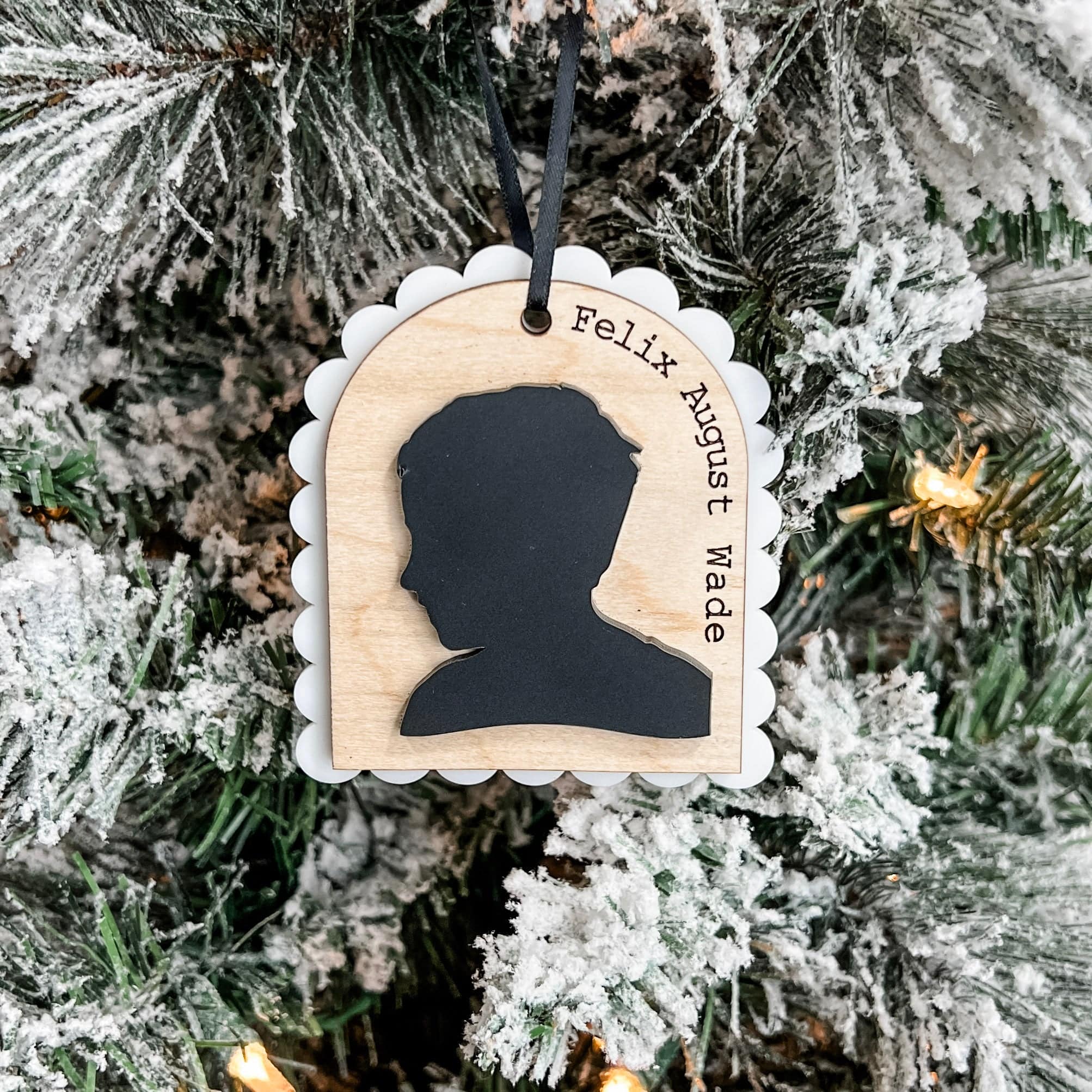 Silhouette Portrait | 3D Wood & Acrylic Ornament